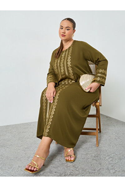 Amirah By Styli Plus Size Olive Foil Printed A-Line Jalabiya