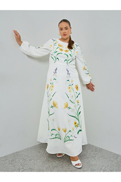 Styli Plus Size Floral Print Balloon Sleeves A-Line Maxi Dress