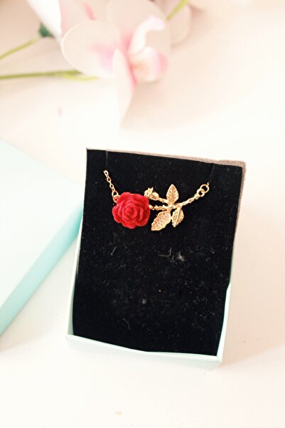 Kudi Kırmızı Gül modelli Yatay şeklinde Gold renk Kolye