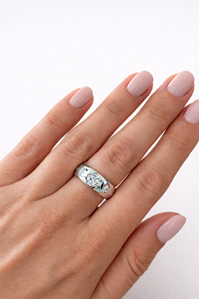 kubotique خاتم من الفولاذ المقاوم للصدأ باللون الذهبي مرصع بالأحجار