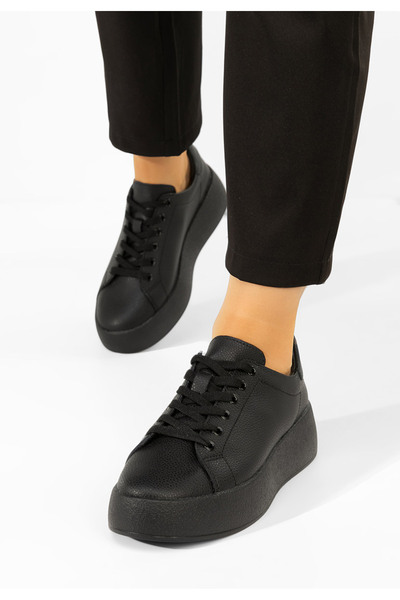 B T Shoes Calypso women's black Leather sneakers