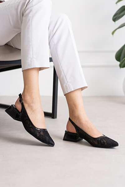 MERVESTORE حذاء باليه بكعب من الدانتيل