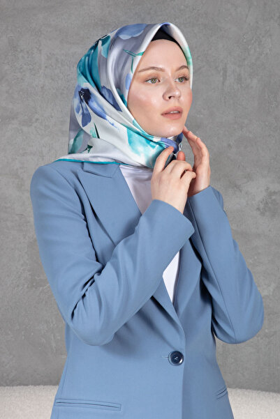 Vissona %100 Twill İpek Çiçek Desenli Gri - İndigo Renkli 90x90 Dikim Şekli :...