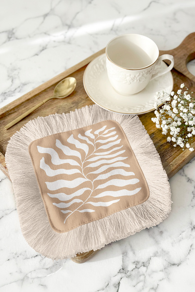 Evimde Bambaşka Elegant Tropical Leaf Fringed Presentation Napkin - Natural B...