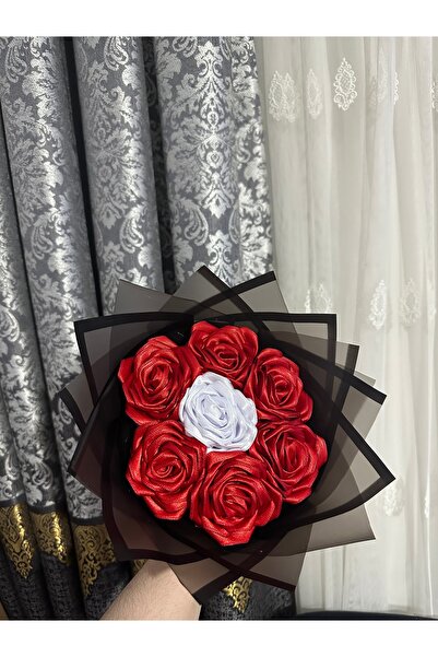 SATENCE STORE باقة من 7 ورود لا تذبل لونها