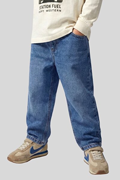 ww waka waka kids store Момчешки широки дънки с удобна кройка от серията Comf...