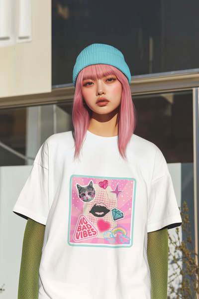 UFO No bad vibes cat pink tshirt
