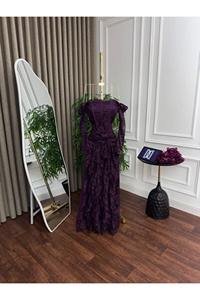 ranin lace evening dress