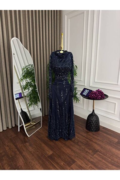 ranin Lace set with beaded embroidery