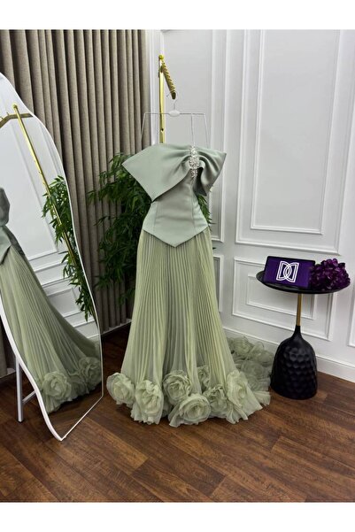 ranin A distressed evening dress