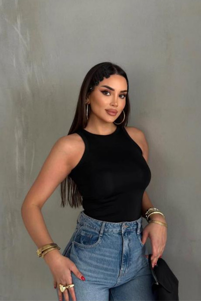 sunfyre Women's Thin Polyamide Fabric Halter Neck Zero Sleeve Athlete Crop To...