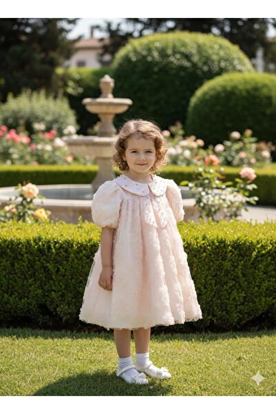 Pyramid masterpieces Elegant girls dress