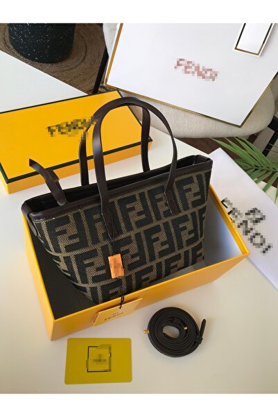 Generic Handbag and shoulder bag, high quality material, with accessories