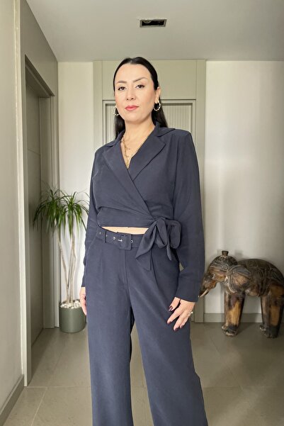 Butik Didem Sakinci Waist-Tied Soft Textured Belted Padded Jacket and Trouser...