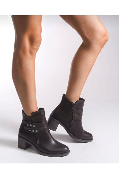 Roza Double Helmeted Stone Boots