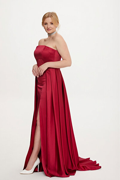 Stylish Stylish long evening dress, extremely elegant, in red, sleeveless
