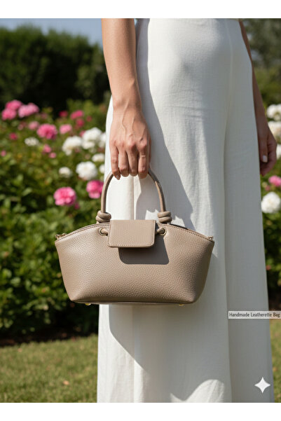 RMY MODA Düğüm Sap Detaylı Kapaklı Dokulu Trapez Minimalist El ve Omuz Çantası