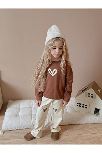 lesa kids wear طقم بناتي مكون من قطعتين بطبعة قلب