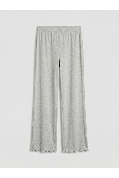 LC Waikiki Sivi ženski pidžama set sa V-izrezom Vezena