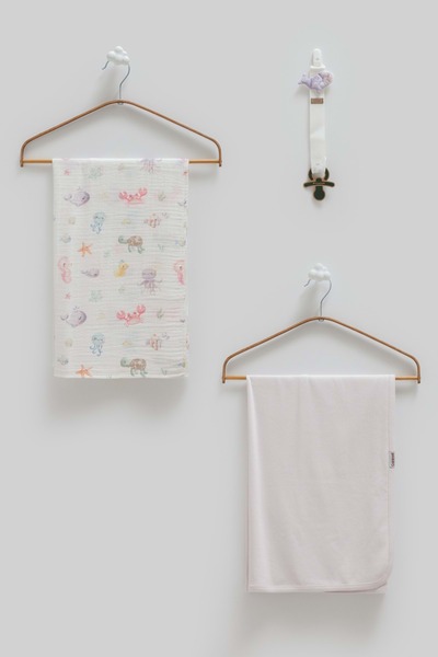 Caramell Basic Boxed Double Blanket Pacifier Hanger Triple Set -80X85 cm Lilac