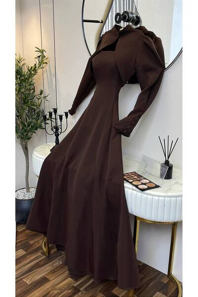 Lamsat Rose Fashion Barbie's luxurious fabric is soft to the touch, holds its...