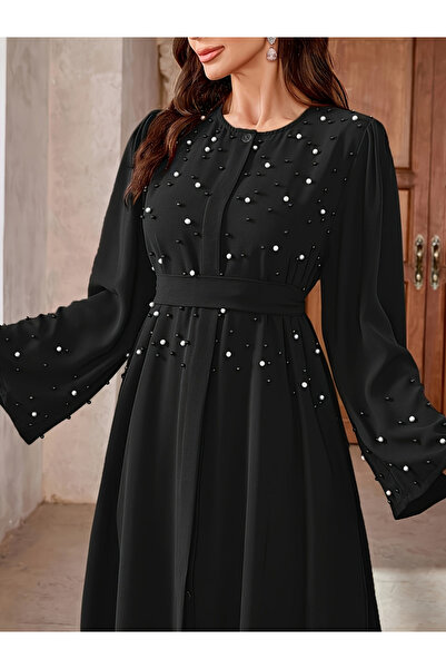 Take Two By Styli عباية سوداء مزينة باللؤلؤ الصناعي بتصميم A-قَصّة على شكل A
