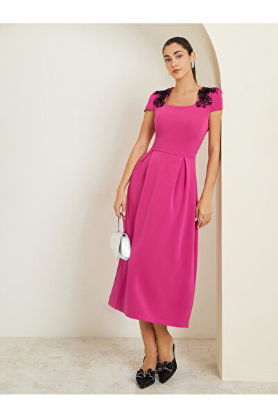 Styli Pink Embellished Short Sleeves Sheath Midi Dress