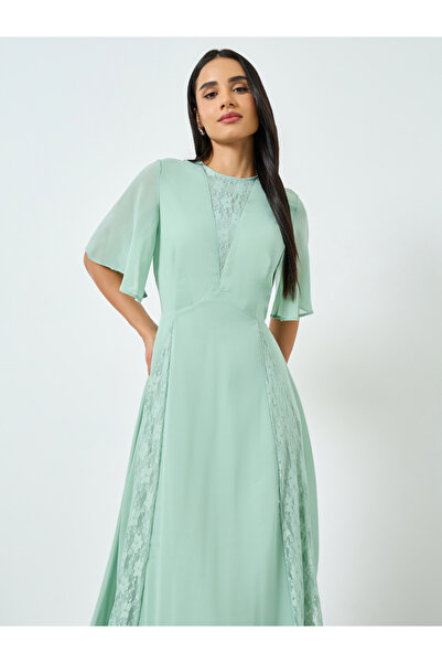Styli Green Lace Insert A-Line Midi Dress