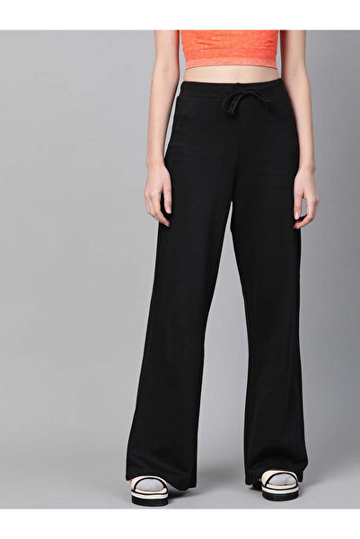 Sassafras By Styli Solid Wide Leg Trousers