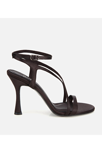 Hotiç Kadın Siyah İnce Topuklu Sandalet