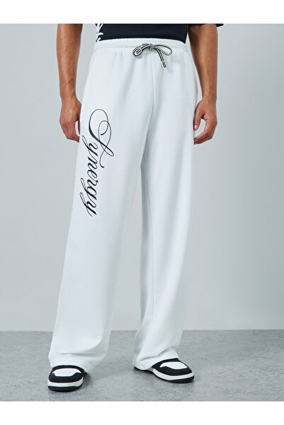 Styli Men Text Print Oversized Joggers