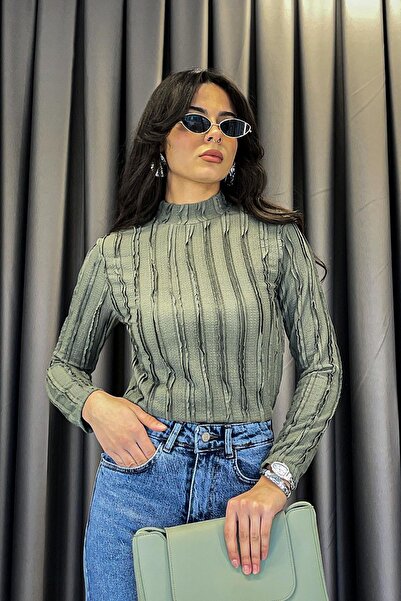 Tmptekstil Big Dart Turtleneck Ruffle Blouse - Mint Mi̇nt