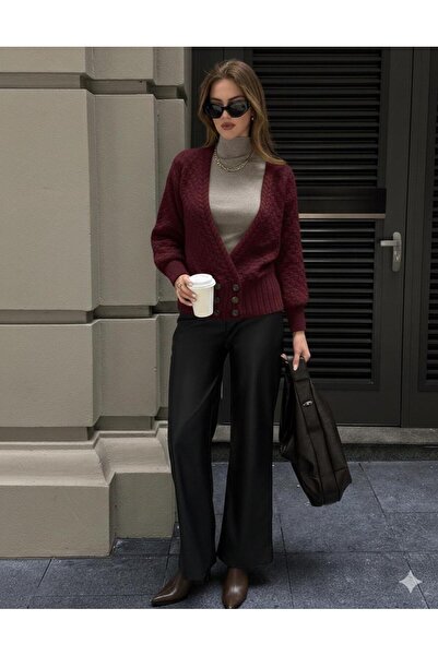 yardıtekstil Women's 6-Button Crop Knit Cardigan