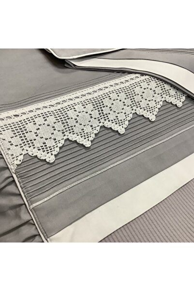 OYA home طقم بيبي بيكيه من الدانتيل والقطن - 4 قطع