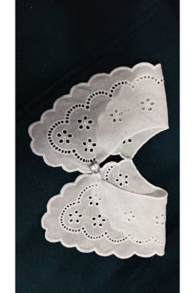 PL White Buttoned Collar