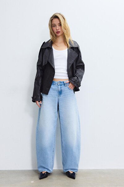 Stradivarius D80 Barrel Fit Jean