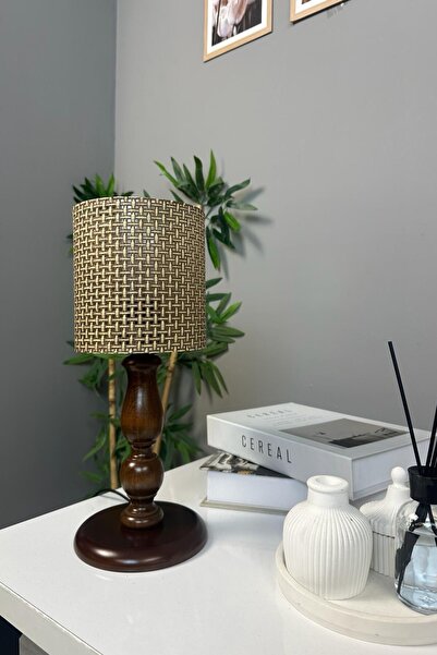 Bamyum Ratta Hasır Dokulu Sütlü Kahve Ahşap Sütun Gövde Masa Lambası