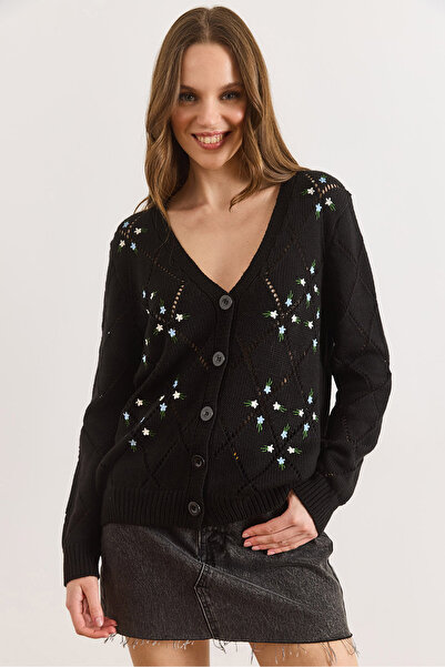 Olalook Women's Black Embroidered Short Knit Cardigan Hrk-19000474