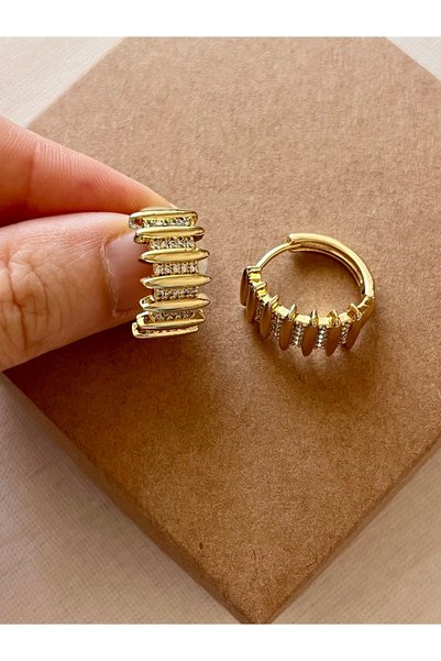 ciel selection Zircon Stone Gold Color Hoop Earrings