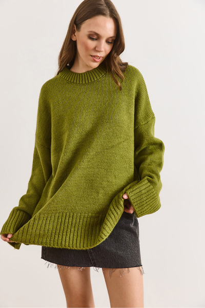 Olalook Women's Oil Green Crew Neck Thick Ribbed Detailed Oversize Knitwear S...