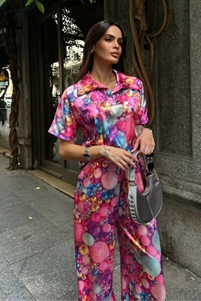 02Lady Fashion Patterned Satin Fabric Wide-Leg Shirt and Trousers Set