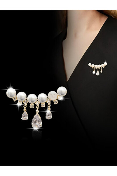 Take Two By Styli بروش ذهبي مرصع بأحجار الراين واللؤلؤ الصناعي للنساء