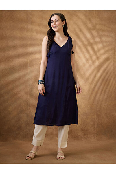 Globus By Styli Woven Design Tie-Up Neck A-Line Fusion Kurta