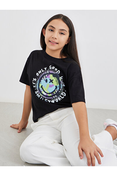 Styli Graphic Print Short Sleeve T-Shirt