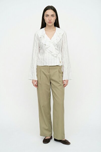 Quzu Блуза с набрани ръкави и кръстосана връзка, цвят екрю