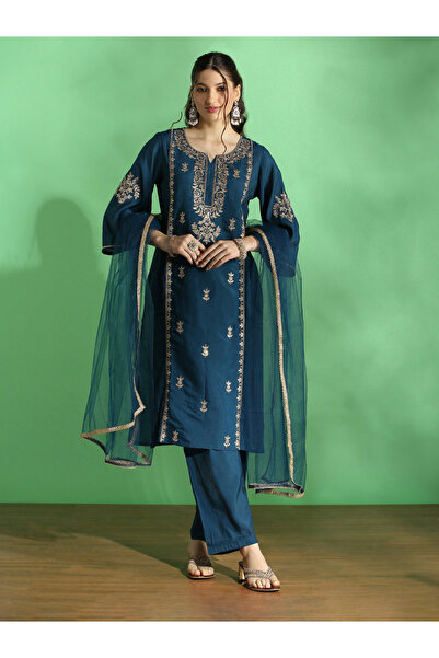 Globus By Styli Embroidered Yoke Zari Work Straight Kurta, Pants and Dupatta ...