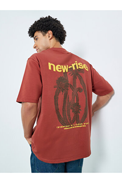 Styli Men Rust Graphic Print Oversized T-Shirt