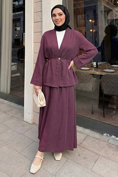 InStyle Shawl Collar Gold Buttoned Burgundy Suit