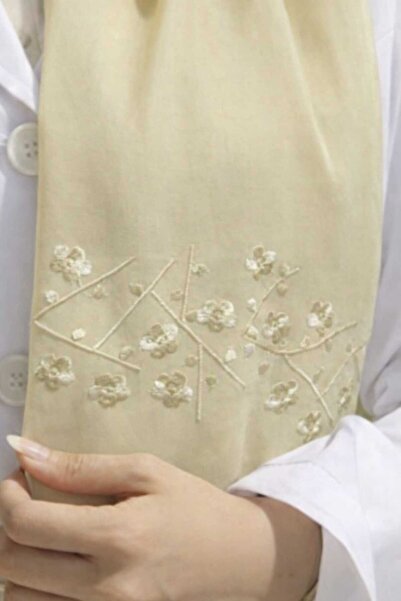 Veil Designer Lemon-colored hijab, Japanese fabric with embroidery on both en...