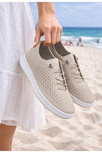 Anıl Ayakkabı B1 2465 Pantofi de damă, BEJ, cu detaliu cu imprimeu crem, cu ș...